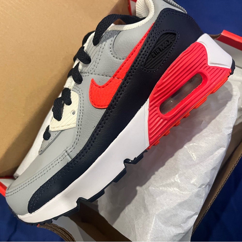 Nike Air Max 90 Gray and Red Sneakers